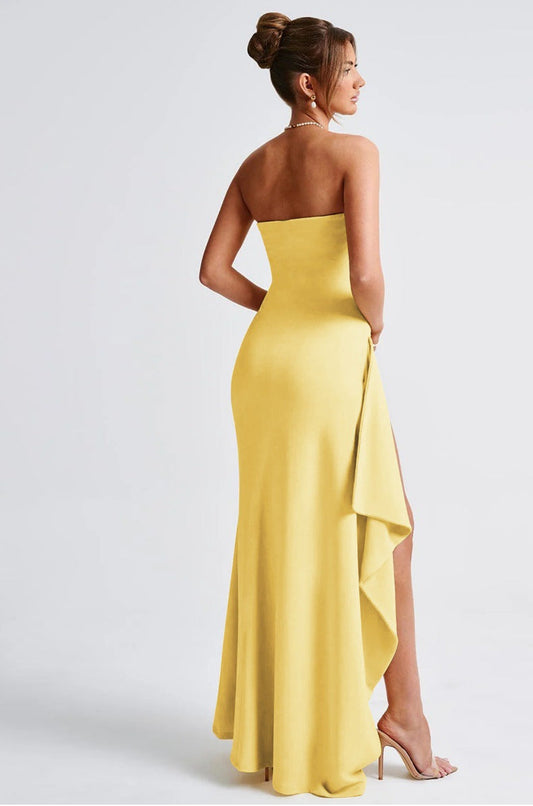 La nuance « butter yellow » ...la nuance que votre garde robe réclame.